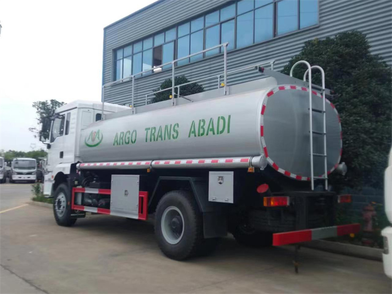 Shacman Oil Tank Truck-fuel tanker truck 15000 litres