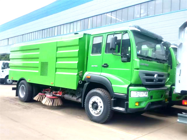 HOWO road sweeper truck-street sweeper truck 12cbm