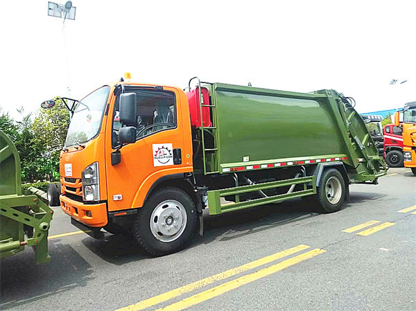 ISUZU garbage compactor truck-garbage truck compactor-rc garbage truck 9cbm