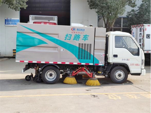 国六福田小卡2扫路车4_副本.jpg