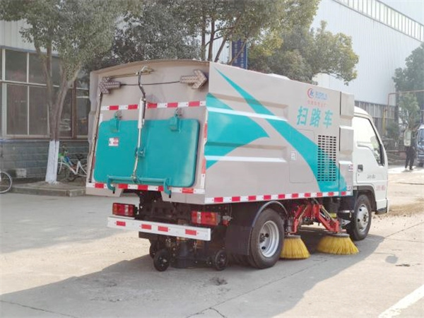 国六福田小卡2扫路车6_副本.jpg