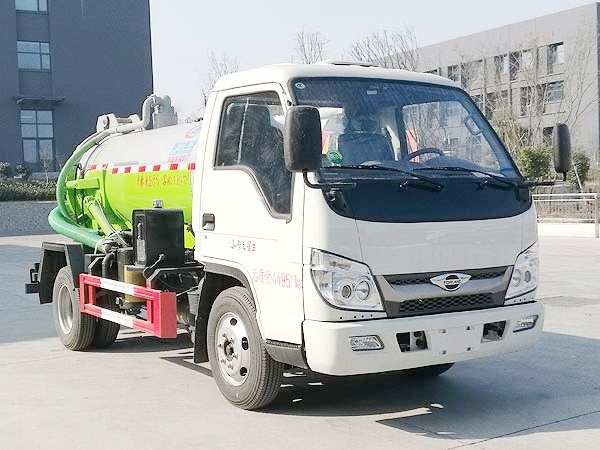 Foton sewage suction truck-3 cubic meter vacuum sewage suction truck