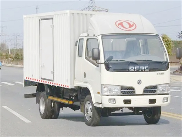 5 ton box truck dongfeng-wing van truck-mini van truck