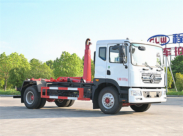 Dongfeng 153 garbage truck hook-arm garbage truck 15ton garbage truck