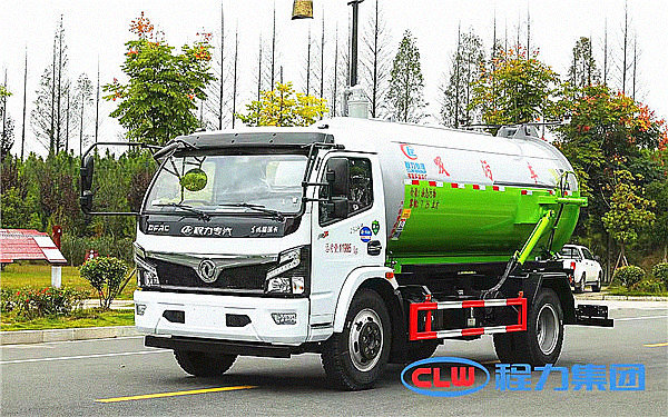 Dongfeng vacuum sewage suction truck 8000 liters sewage suction tanker truck