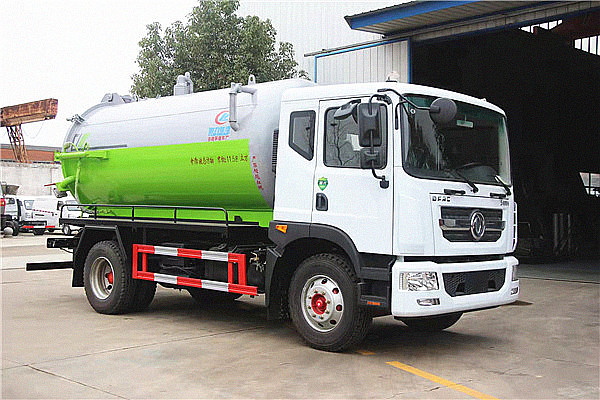 Dongfeng suction sewage truck 14cbm vacuum sewage truck pump 180hp sewage suction truck