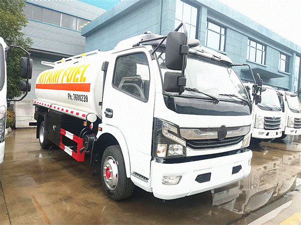 Dongfeng dolica d5 oil tank truck 10 ton fuel tanker truck fuel refueler truck
