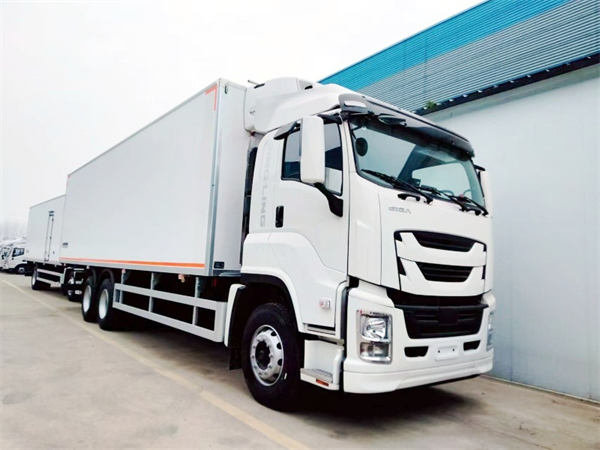 ISUZU 6*4 refrigerator truck 15 ton freezer refrigerated truck large freezer box truck